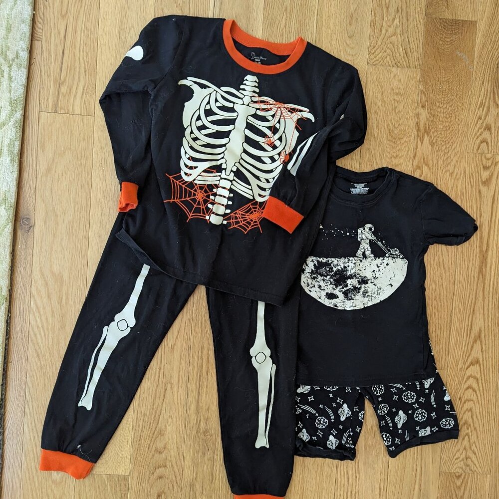 Pajama bundle glow in the dark